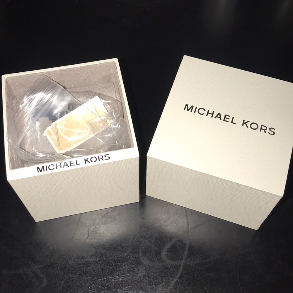 Michael Kors Watch Box